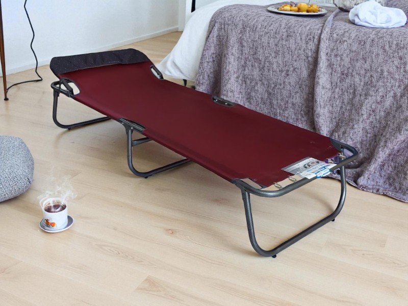 Ghế Bố Xếp Có Gây Đau Lưng Không