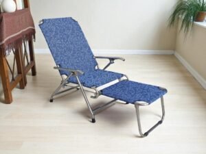 Ghế bố xếp loại nào tốt cho người già