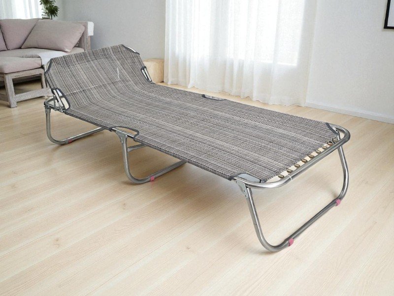 Mẹo xử lý vết nước trên ghế bố