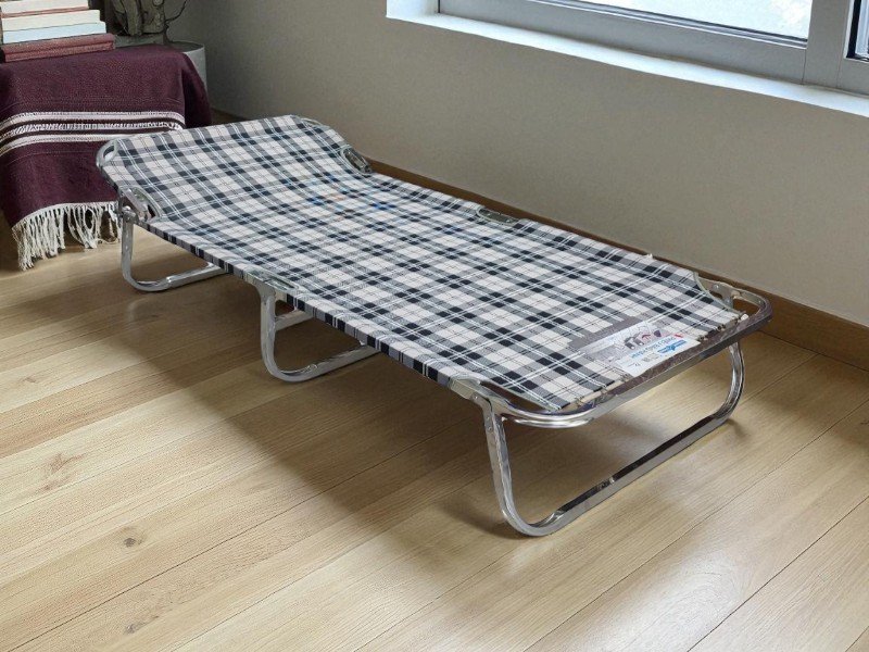 Mẹo xử lý vết nước trên ghế bố